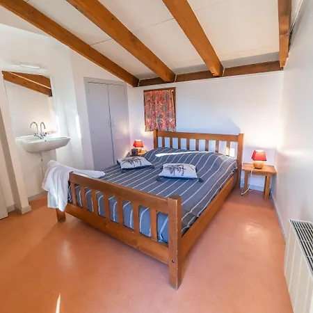 6/8 Personnes - Village De * Chanac